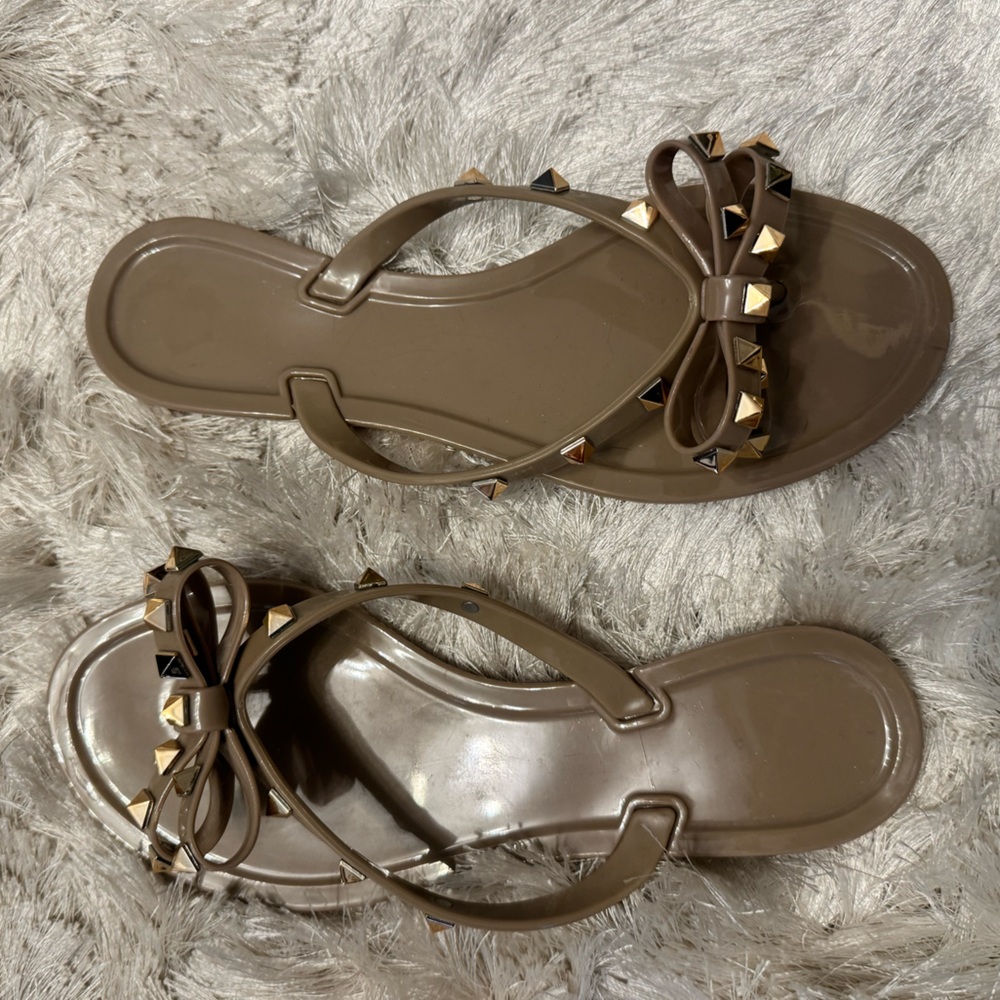Taupe Gold Studded Jelly Flip Flops, Size 8.5